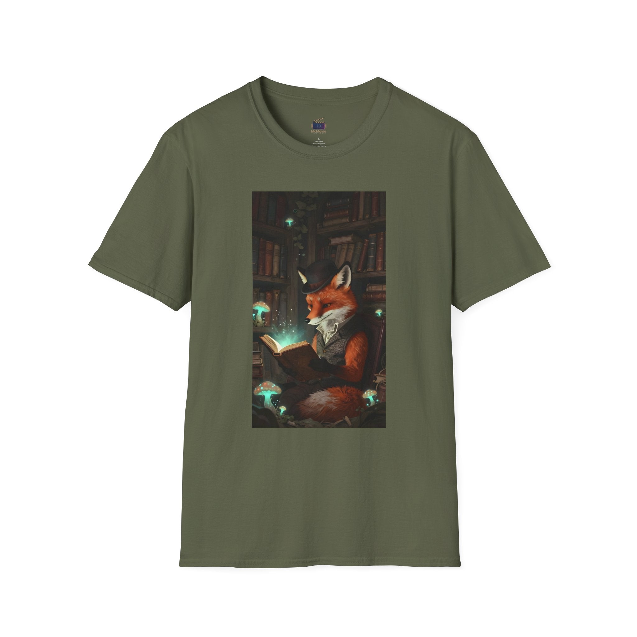 Fox Reading Book – T-Shirt