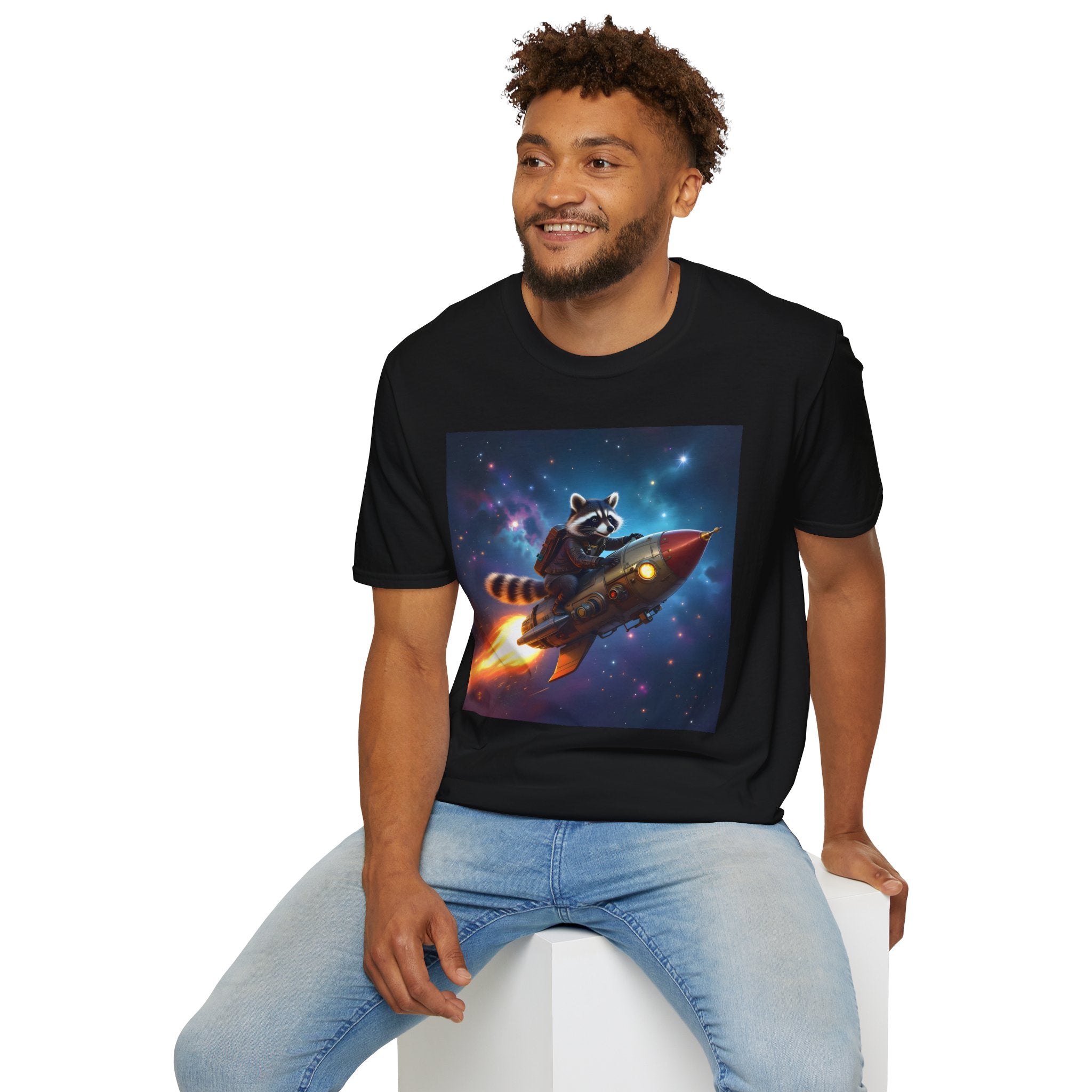 Raccoon on a Rocket – T-shirt