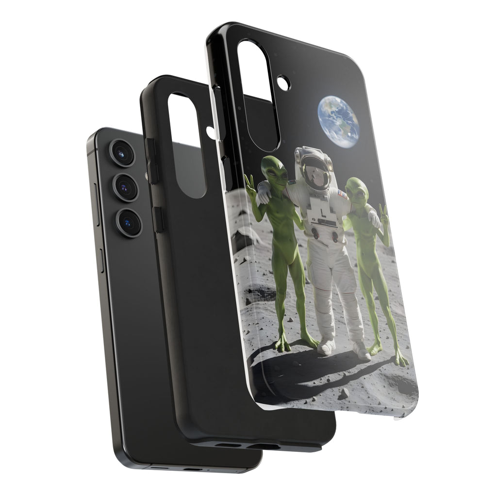 Astronaut Selfie – Phone Case (iPhone and Samsung Galaxy)