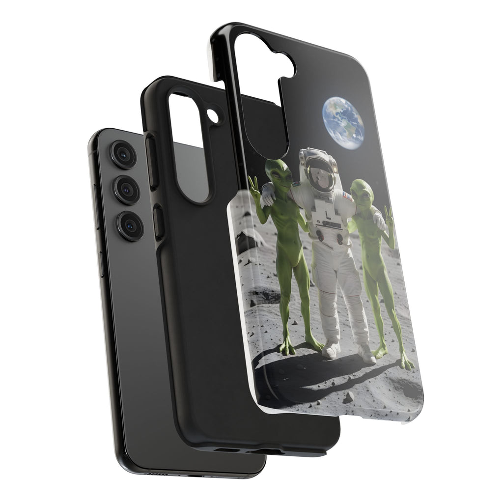 Astronaut Selfie – Phone Case (iPhone and Samsung Galaxy)