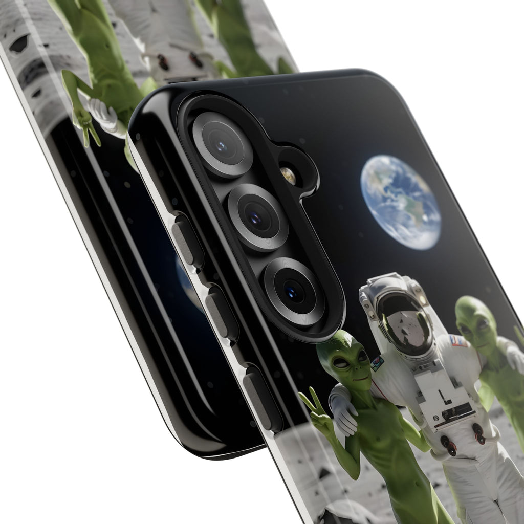 Astronaut Selfie – Phone Case (iPhone and Samsung Galaxy)
