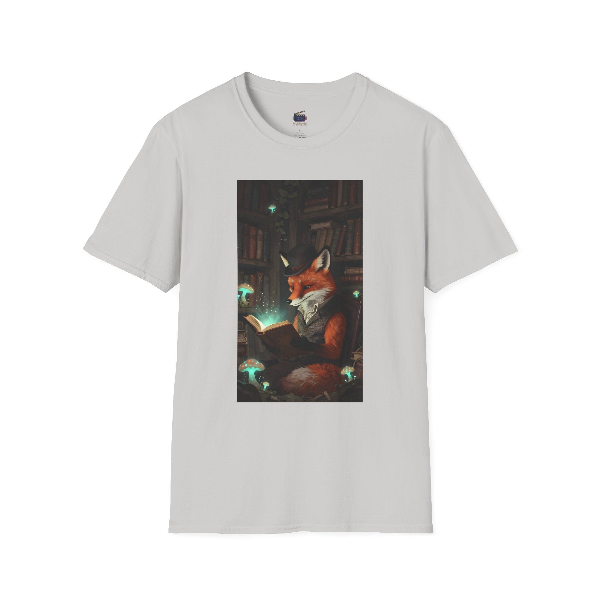 Fox Reading Book – T-Shirt